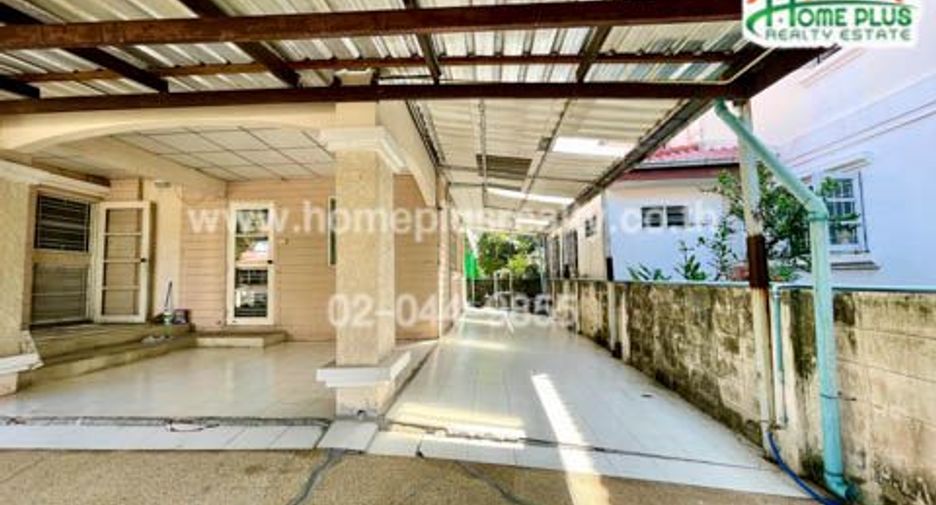 For rent and for sale 5 bedrooms house in Lat Krabang, Bangkok