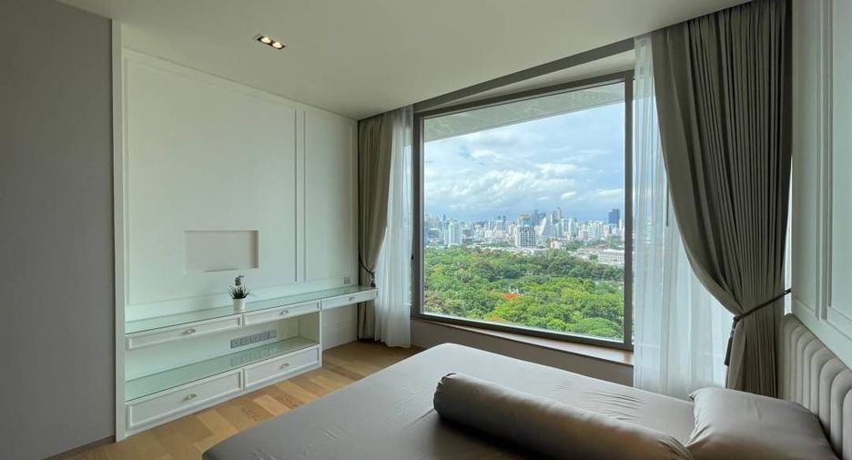 For rent 2 bedrooms condo in Sathon, Bangkok