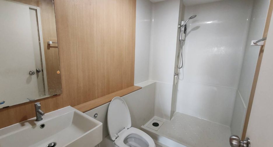 For sale 2 bedrooms condo in Bang Sue, Bangkok