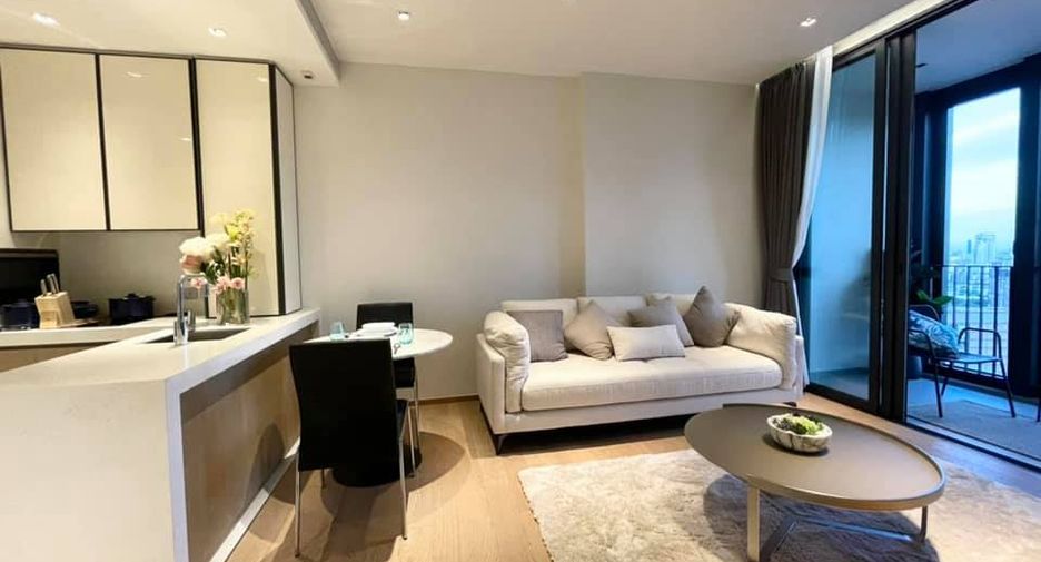 Condo en alquiler de 1 habitaciones en Khlong Toei, Bangkok