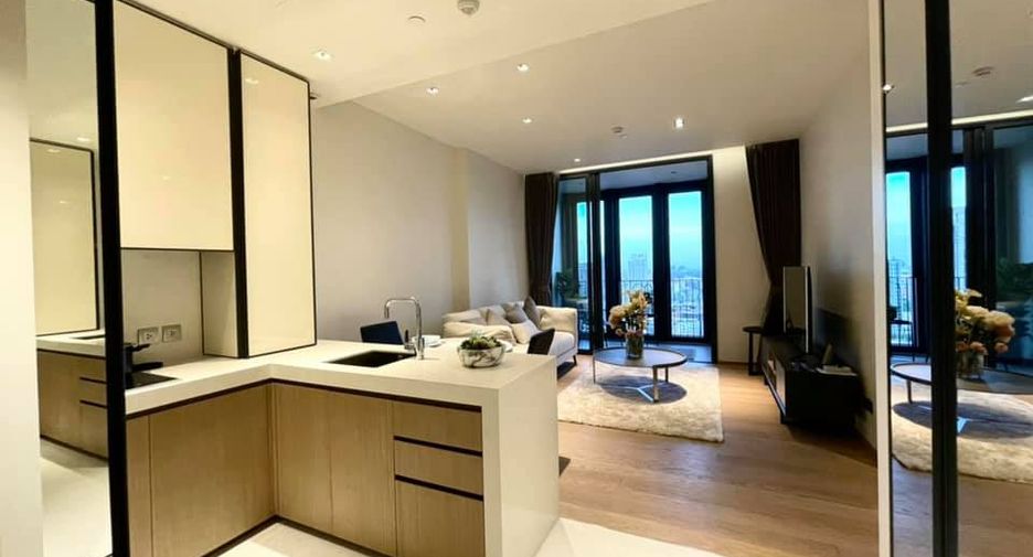 Condo en alquiler de 1 habitaciones en Khlong Toei, Bangkok