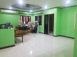 À vendre 5 chambres maison à Bang Khun Thian, Bangkok