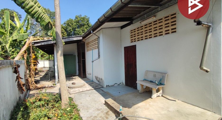 For sale 4 bed house in Don Tum, Nakhon Pathom