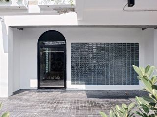 出租 3 卧室 办公室 在 Huai Khwang, 曼谷