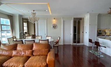 For rent 3 Beds condo in Phaya Thai, Bangkok