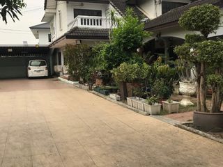 For sale 4 Beds house in Don Mueang, Bangkok