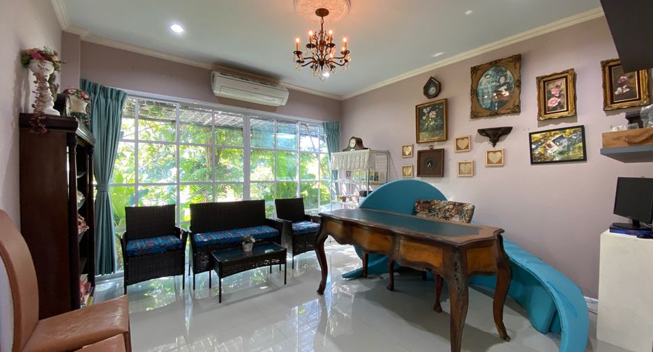 For rent and for sale 8 bedrooms retail Space in Mae Rim, Chiang Mai