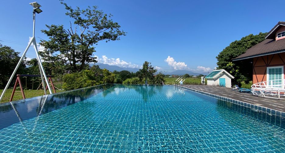 For rent and for sale 8 bedrooms retail Space in Mae Rim, Chiang Mai