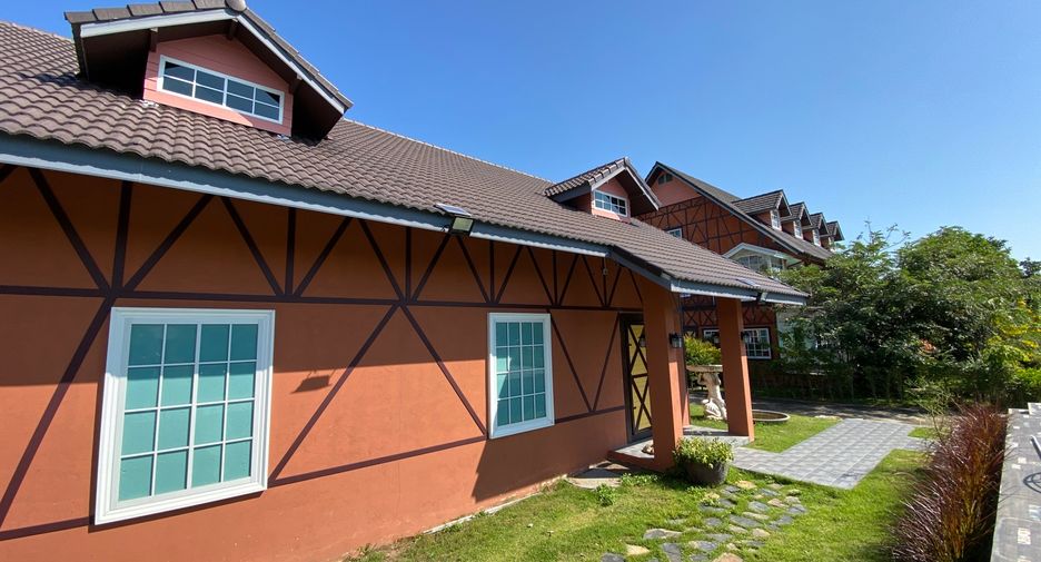 For rent and for sale 8 bedrooms retail Space in Mae Rim, Chiang Mai