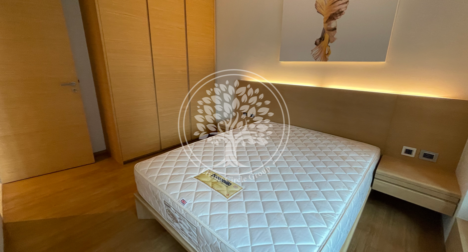 For rent 2 bedrooms condo in Sathon, Bangkok