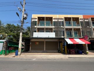 For sale 3 Beds retail Space in Amphawa, Samut Songkhram
