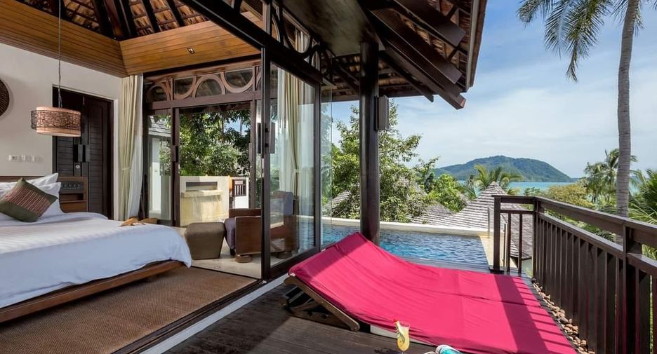 For rent 2 bedrooms villa in Mueang Phuket, Phuket