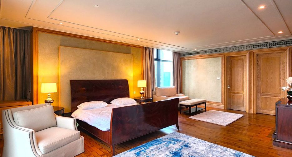 For rent and for sale 3 bedrooms condo in Pathum Wan, Bangkok