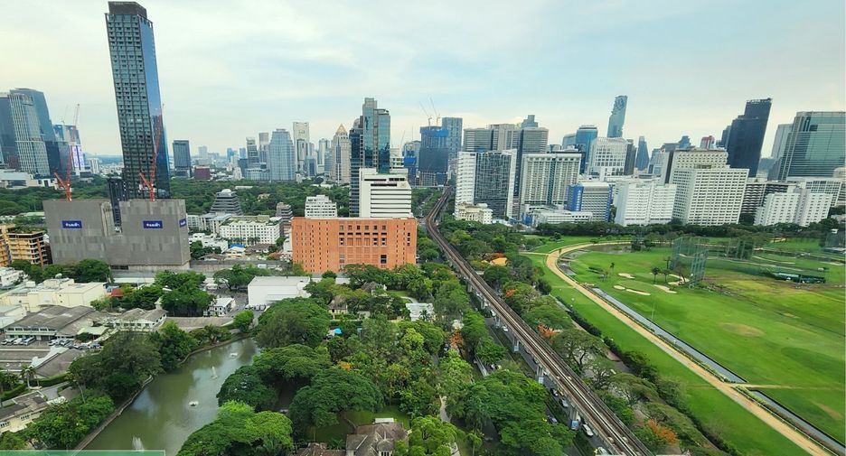 For rent and for sale 3 bedrooms condo in Pathum Wan, Bangkok