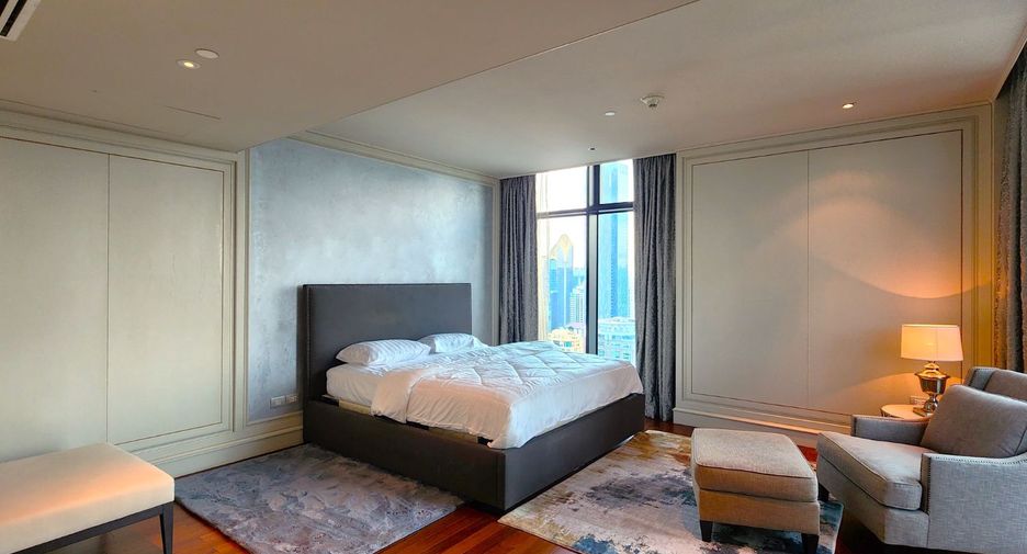 For rent and for sale 3 bedrooms condo in Pathum Wan, Bangkok
