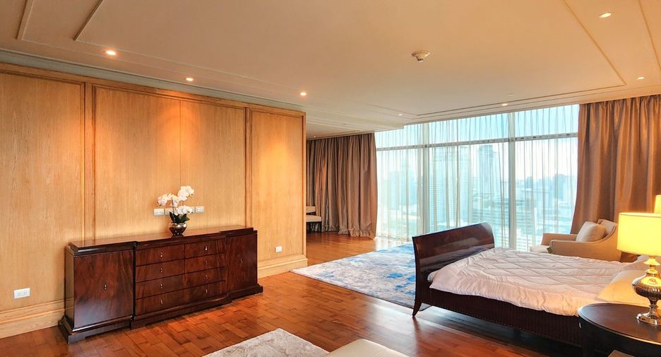 For rent and for sale 3 bedrooms condo in Pathum Wan, Bangkok