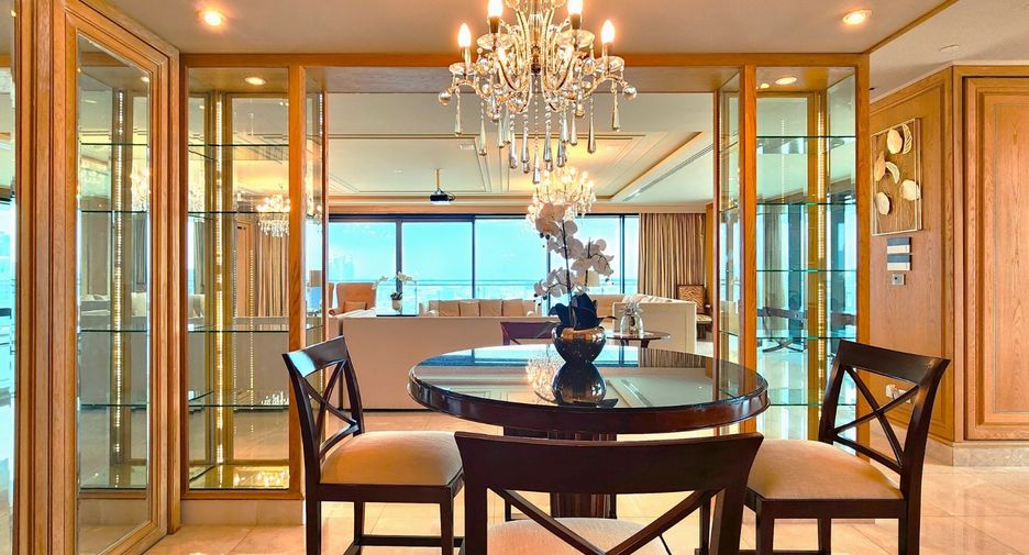 For rent and for sale 3 bedrooms condo in Pathum Wan, Bangkok