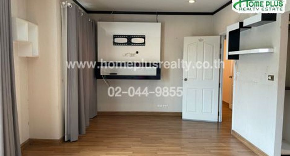 Casa en venta de 3 habitaciones en Thanyaburi, Pathum Thani