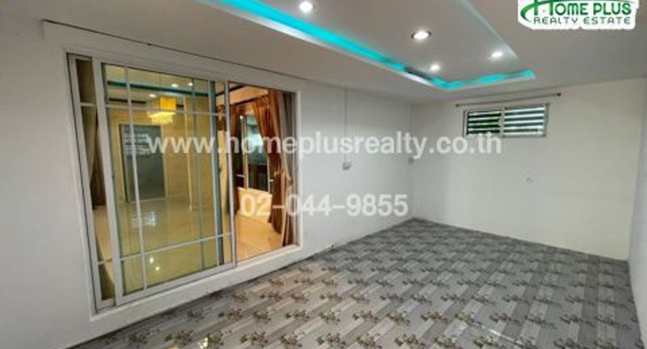 Casa en venta de 3 habitaciones en Thanyaburi, Pathum Thani