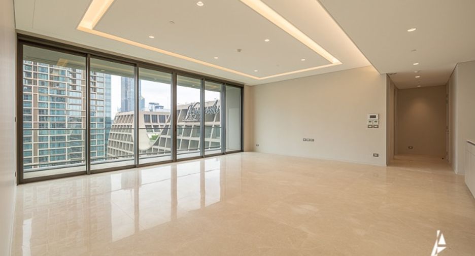 For sale 3 bedrooms condo in Pathum Wan, Bangkok