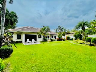 Villa zur Miete mit 4 Zimmer in Bang Lamung, Chonburi
