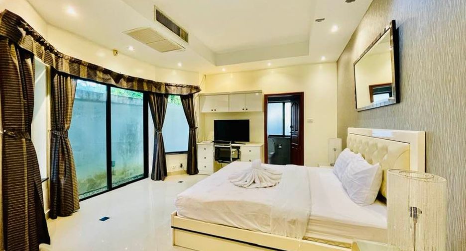 For rent 4 ベッドルーム villa in Bang Lamung, Chonburi