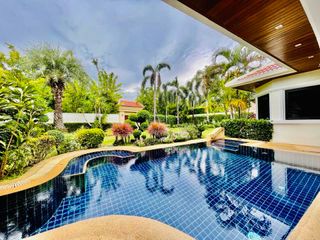 Villa zur Miete mit 4 Zimmer in Bang Lamung, Chonburi