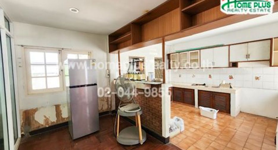 For sale 3 bedrooms house in Pak Kret, Nonthaburi