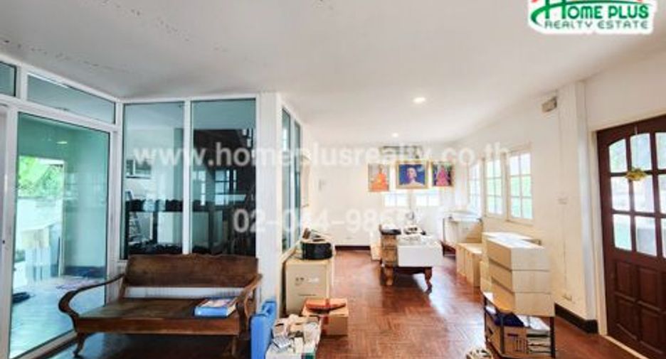 For sale 3 bedrooms house in Pak Kret, Nonthaburi