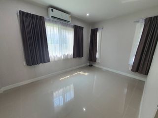 For rent and for sale 4 bed house in Bang Sao Thong, Samut Prakan