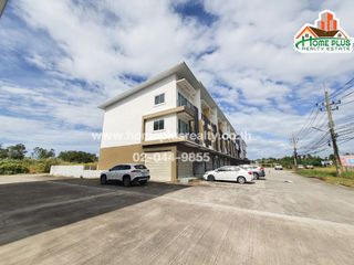 For sale 4 bedrooms retail Space in Si Racha, Chonburi