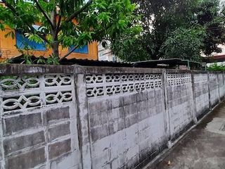 For sale 4 ベッドルーム house in Khlong San, Bangkok