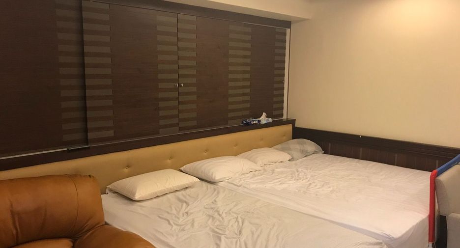 ให้เช่า และ ขาย 4 ห้องนอน คอนโด ใน คลองเตย, กรุงเทพฯ