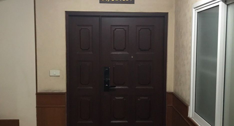 ให้เช่า และ ขาย 4 ห้องนอน คอนโด ใน คลองเตย, กรุงเทพฯ