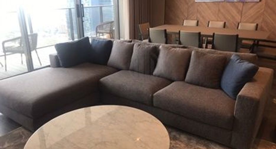 For rent 3 bedrooms condo in Watthana, Bangkok