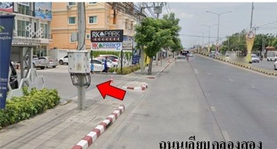 For sale 4 bedrooms townhouse in Min Buri, Bangkok