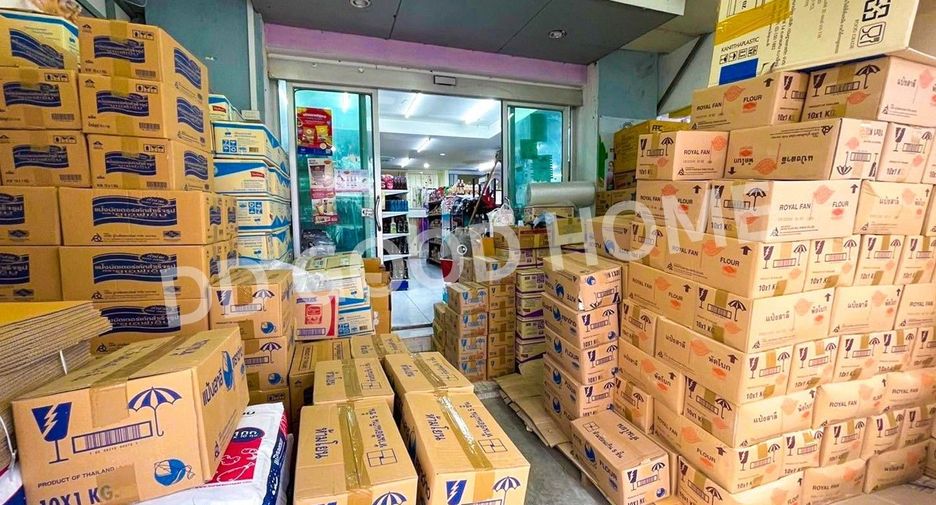 For sale 2 ベッドルーム retail Space in Bang Yai, Nonthaburi