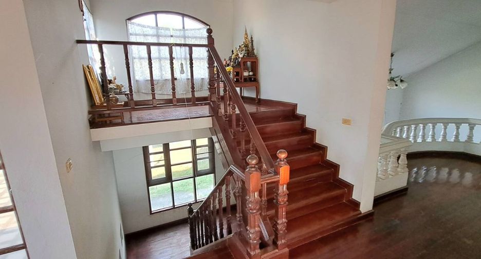 Haus zum Kauf mit 5 Zimmer in Min Buri, Bangkok