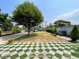 For sale 4 bed house in Mueang Samut Prakan, Samut Prakan