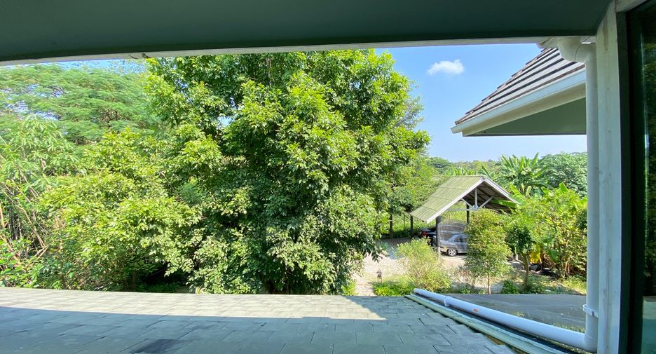 For sale 3 bedrooms house in Mueang Chiang Mai, Chiang Mai