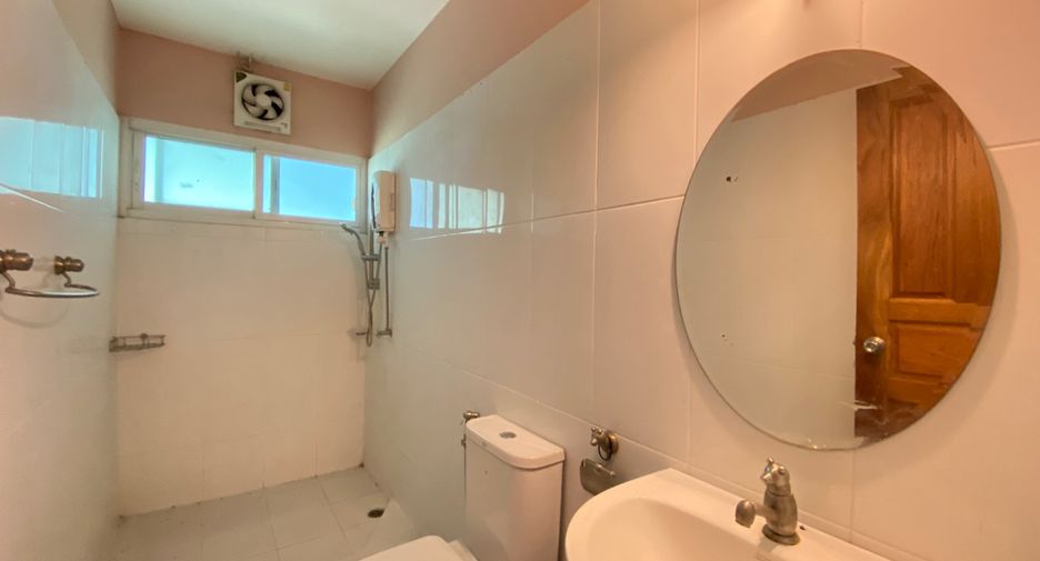For sale 3 bedrooms house in Mueang Chiang Mai, Chiang Mai