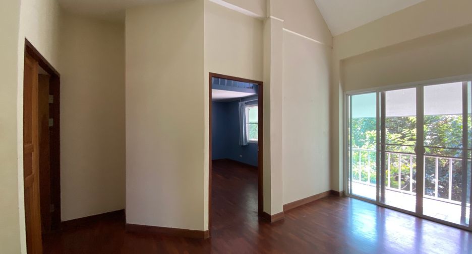 For sale 3 bedrooms house in Mueang Chiang Mai, Chiang Mai