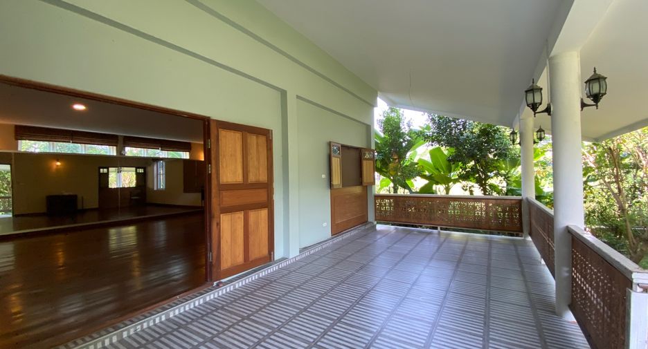 For sale 3 bedrooms house in Mueang Chiang Mai, Chiang Mai