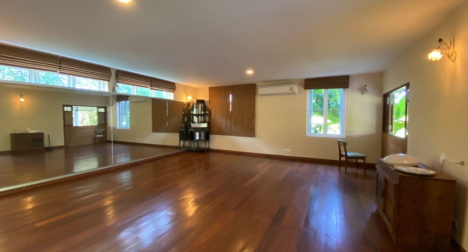 For sale 3 bedrooms house in Mueang Chiang Mai, Chiang Mai