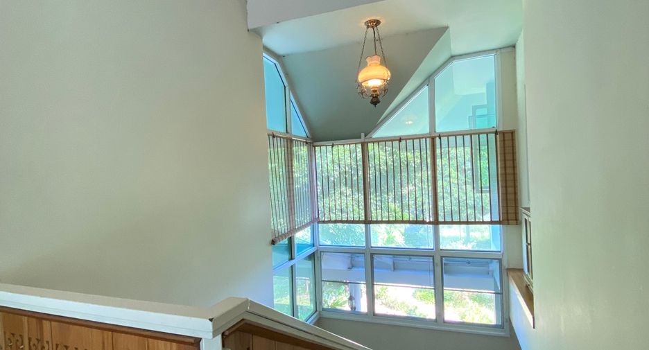 For sale 3 bedrooms house in Mueang Chiang Mai, Chiang Mai