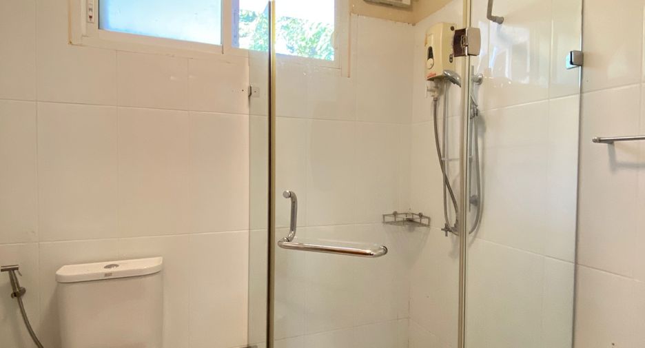 For sale 3 bedrooms house in Mueang Chiang Mai, Chiang Mai