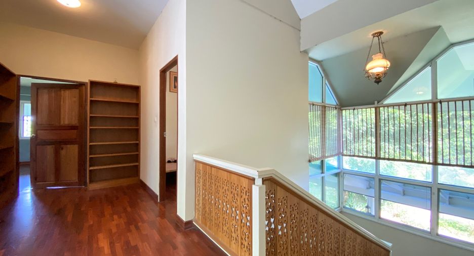 For sale 3 bedrooms house in Mueang Chiang Mai, Chiang Mai