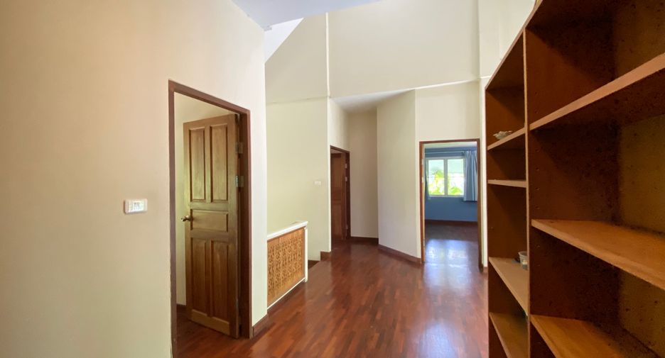 For sale 3 bedrooms house in Mueang Chiang Mai, Chiang Mai