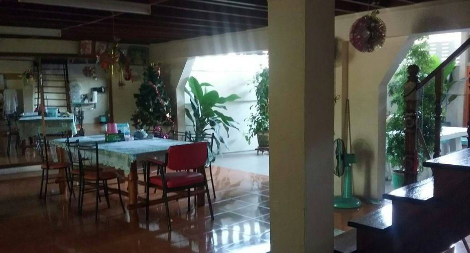 For sale 3 bedrooms house in Mueang Nakhon Sawan, Nakhon Sawan