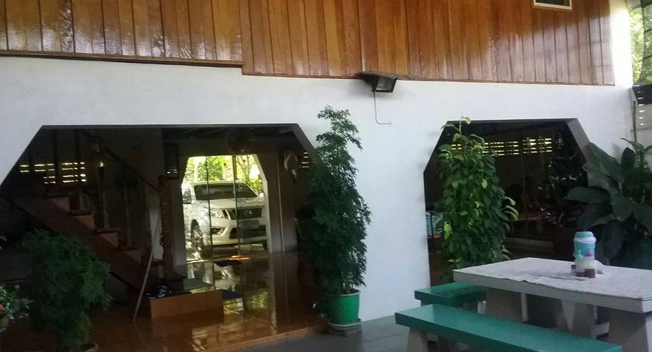 For sale 3 bedrooms house in Mueang Nakhon Sawan, Nakhon Sawan